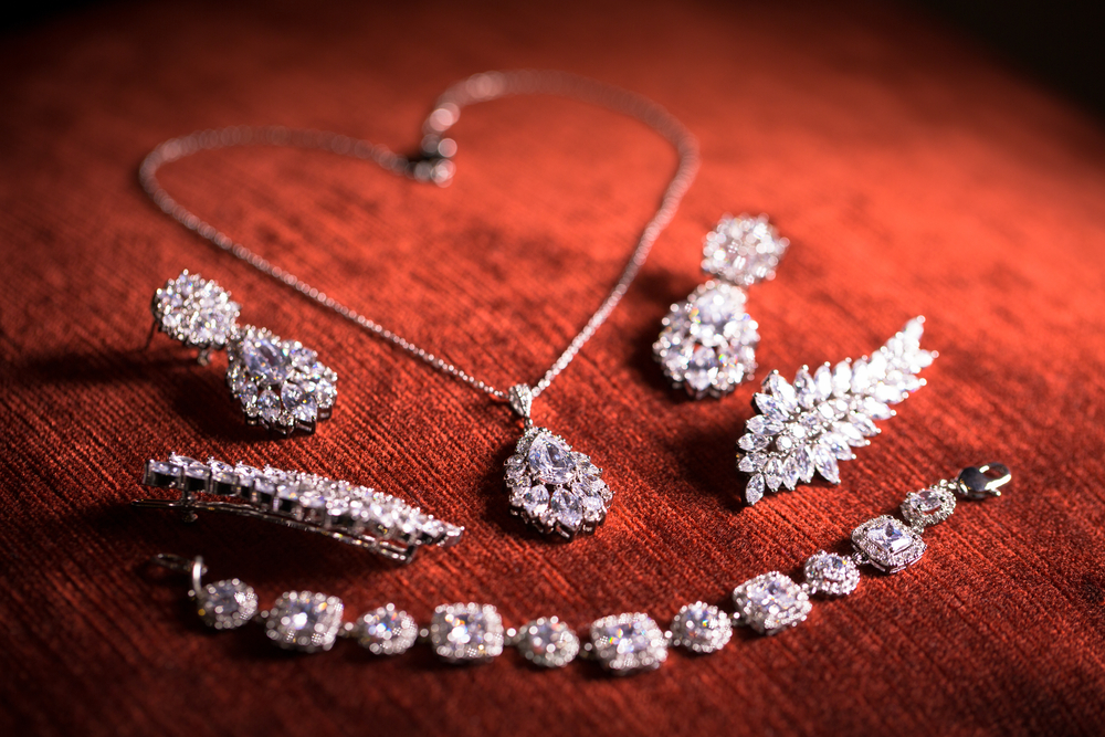 Buying or Selling Your Diamond Jewelry