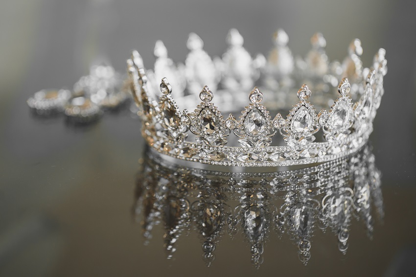 The Trendy Crown